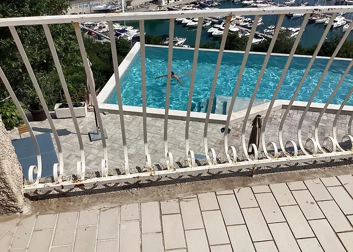 Glavas,eckwohnunge Fuer 2 Personen Apartman *